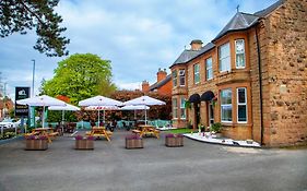 Pine Lodge Hotel & Restaurant Mansfield